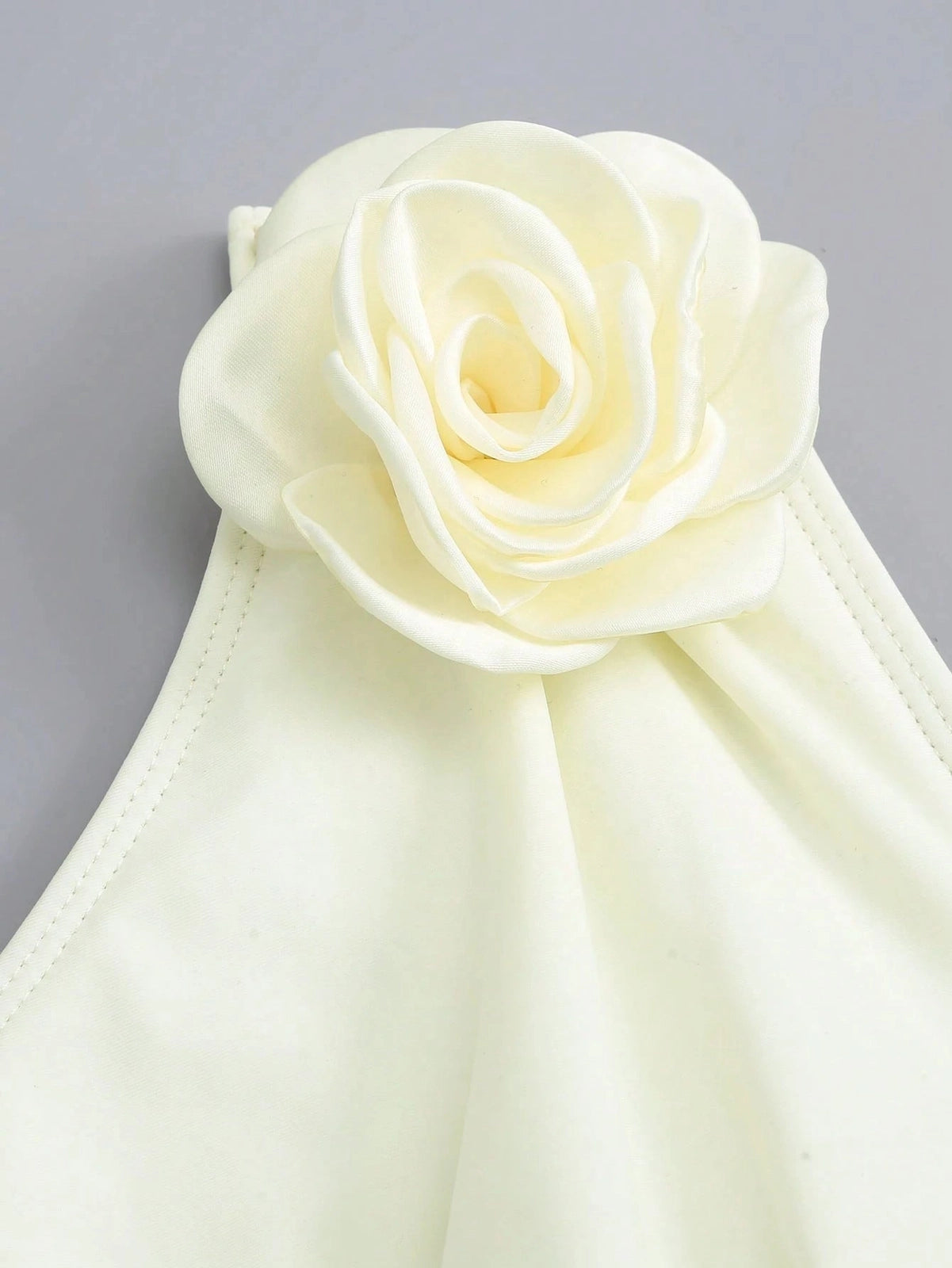 Maiô Luxo Flor 3D Mila