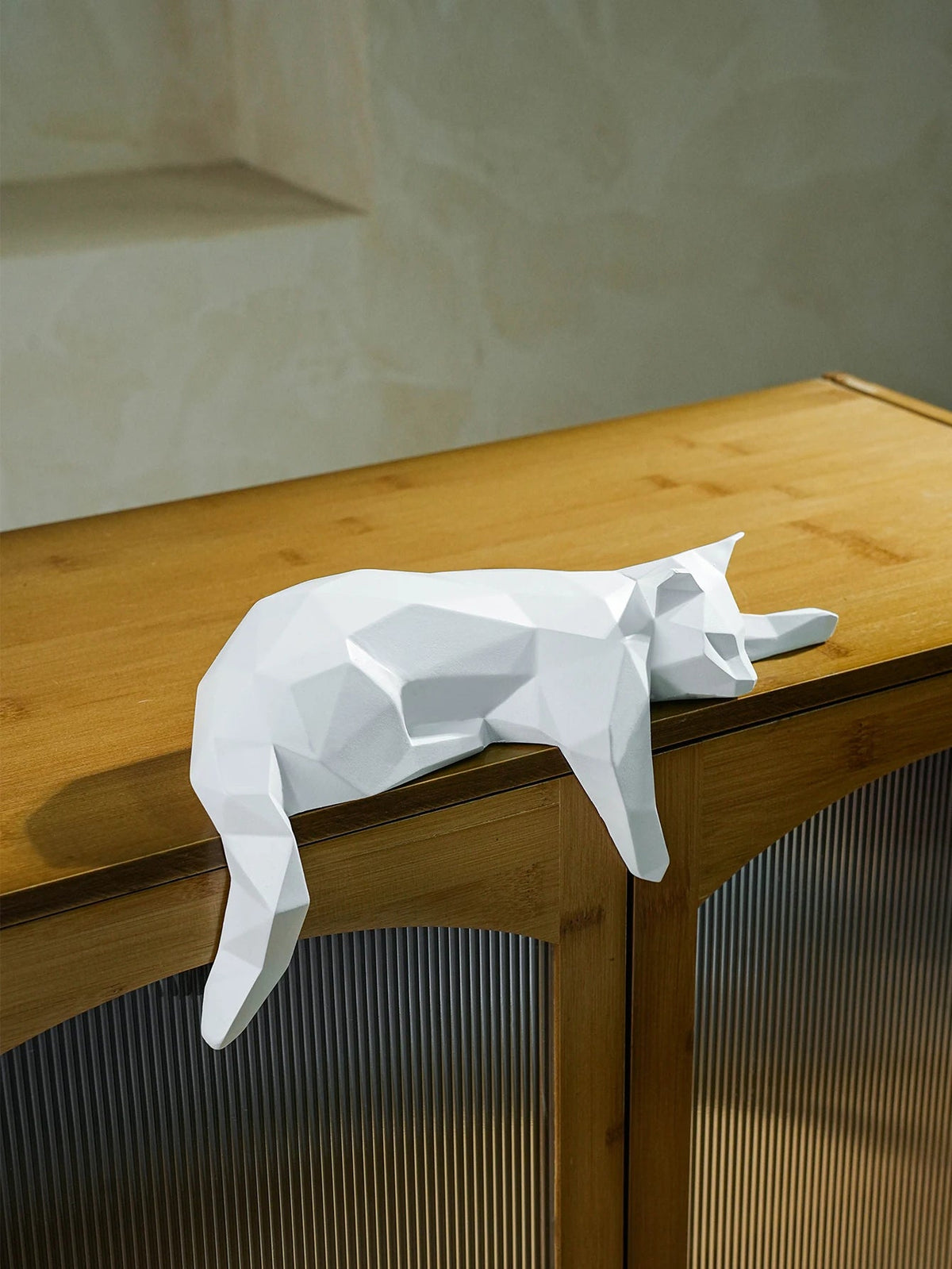 Escultura Gato Geométrico em Resina