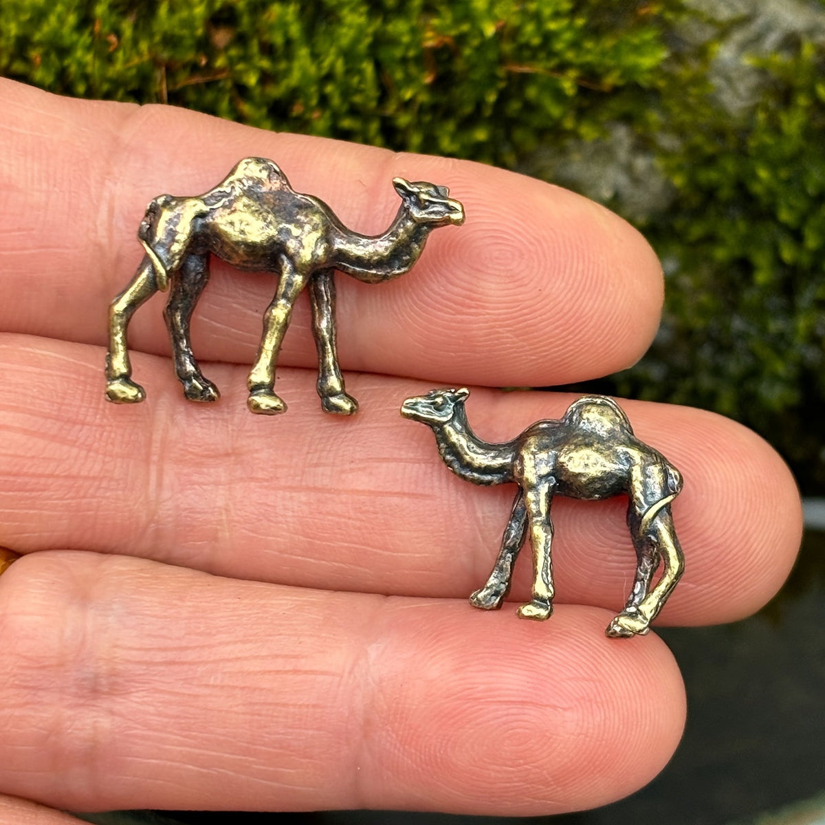 Conjunto Decorativo de Mini Camelos em Liga de Zinco Vintage