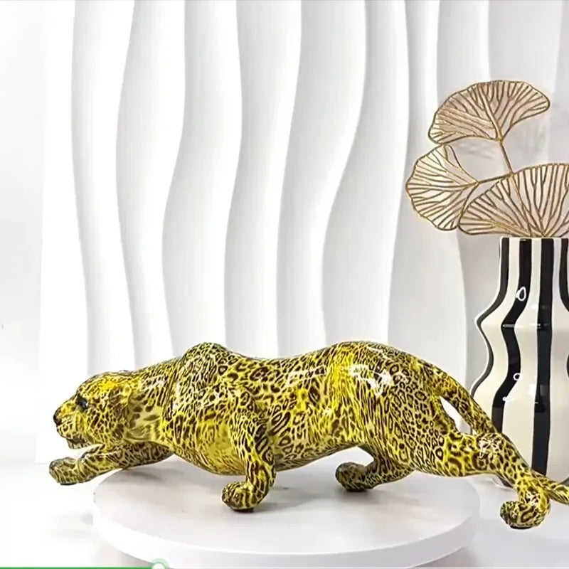 Escultura Leopardo em Resina
