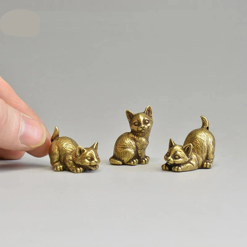 Estatuetas de Gatos em Bronze
