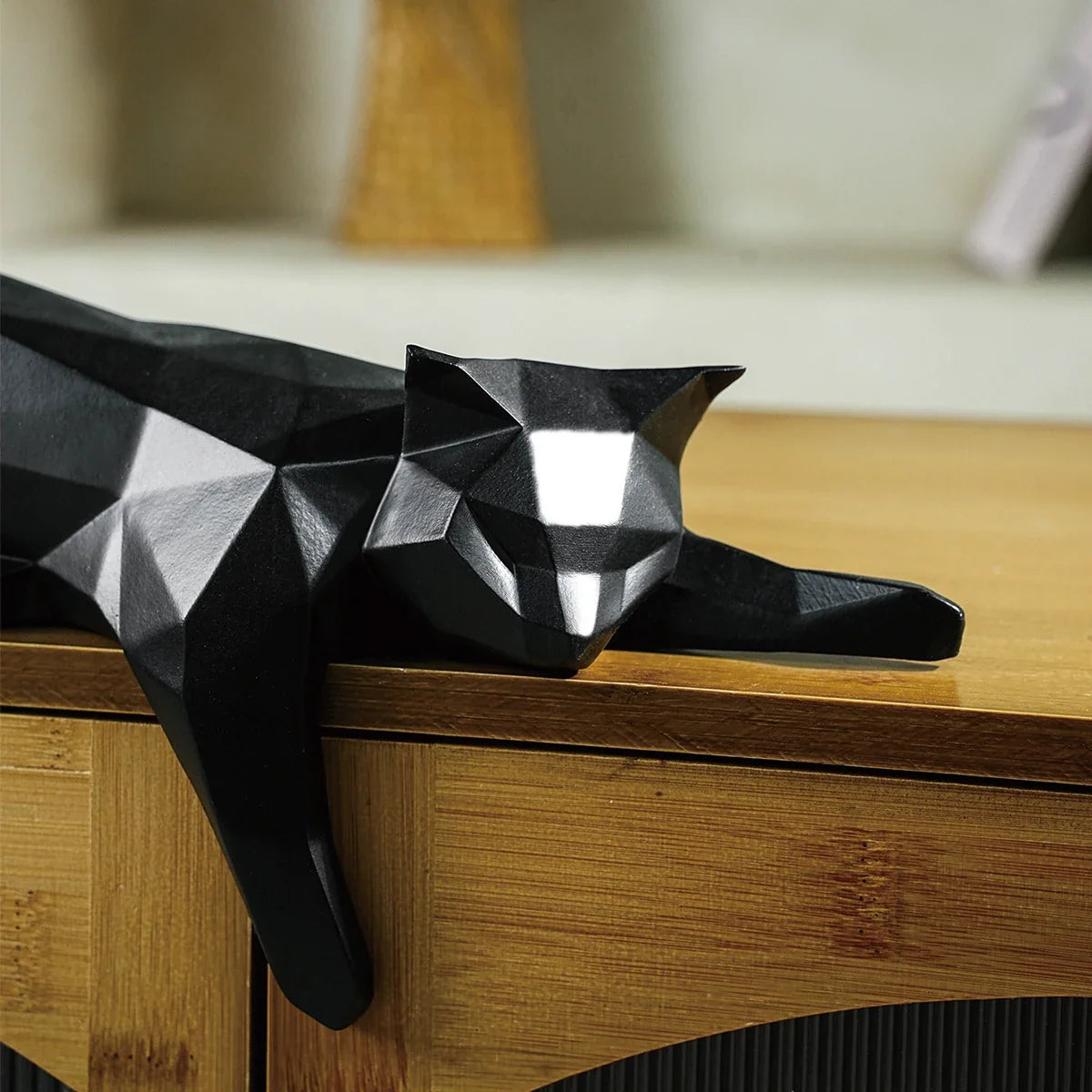 Escultura Gato Geométrico em Resina