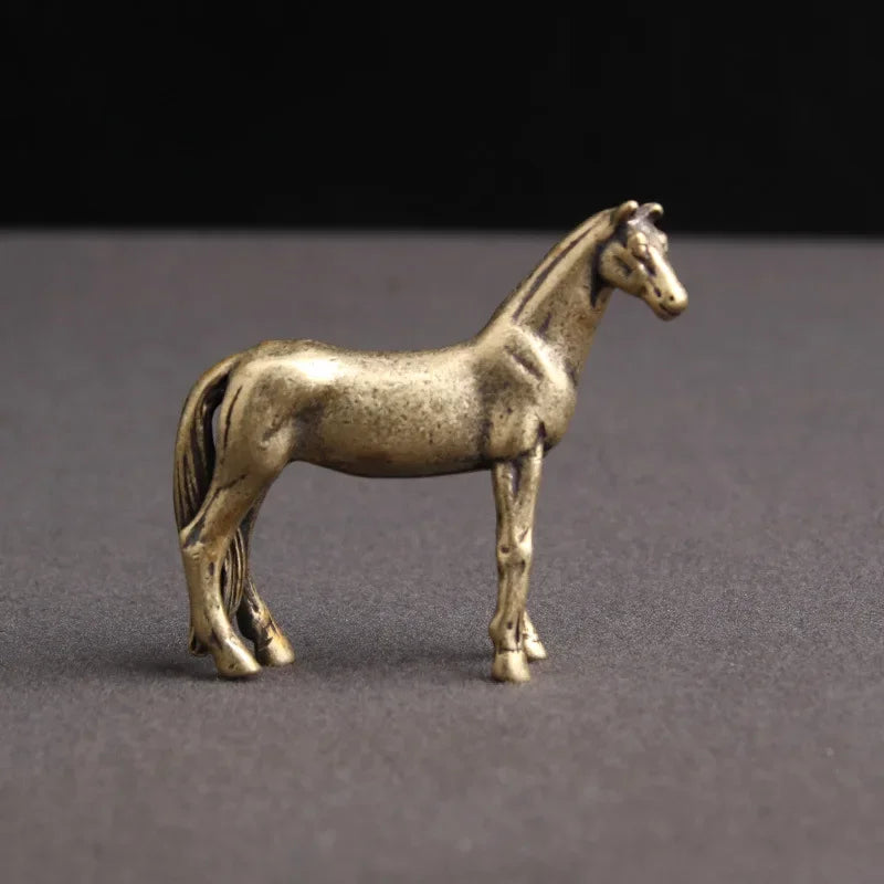 Estátua de Cavalo em Bronze - Elegância Atemporal