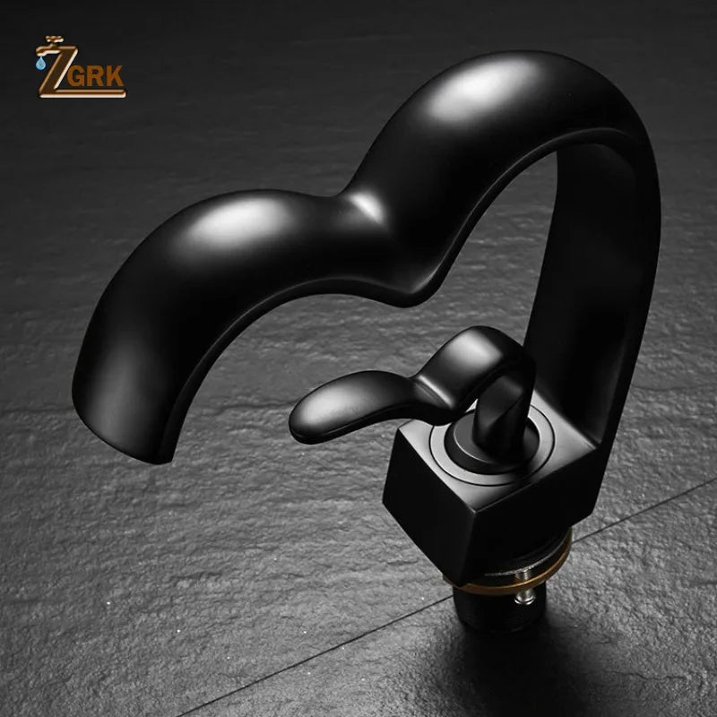 Torneira Cascata Contemporânea para Banheiro