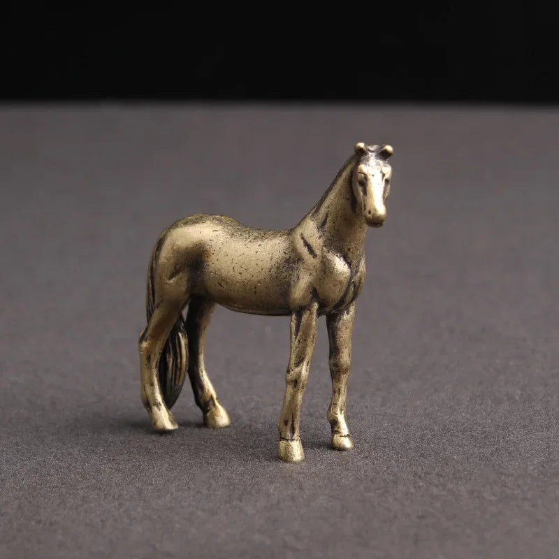 Estátua de Cavalo em Bronze - Elegância Atemporal