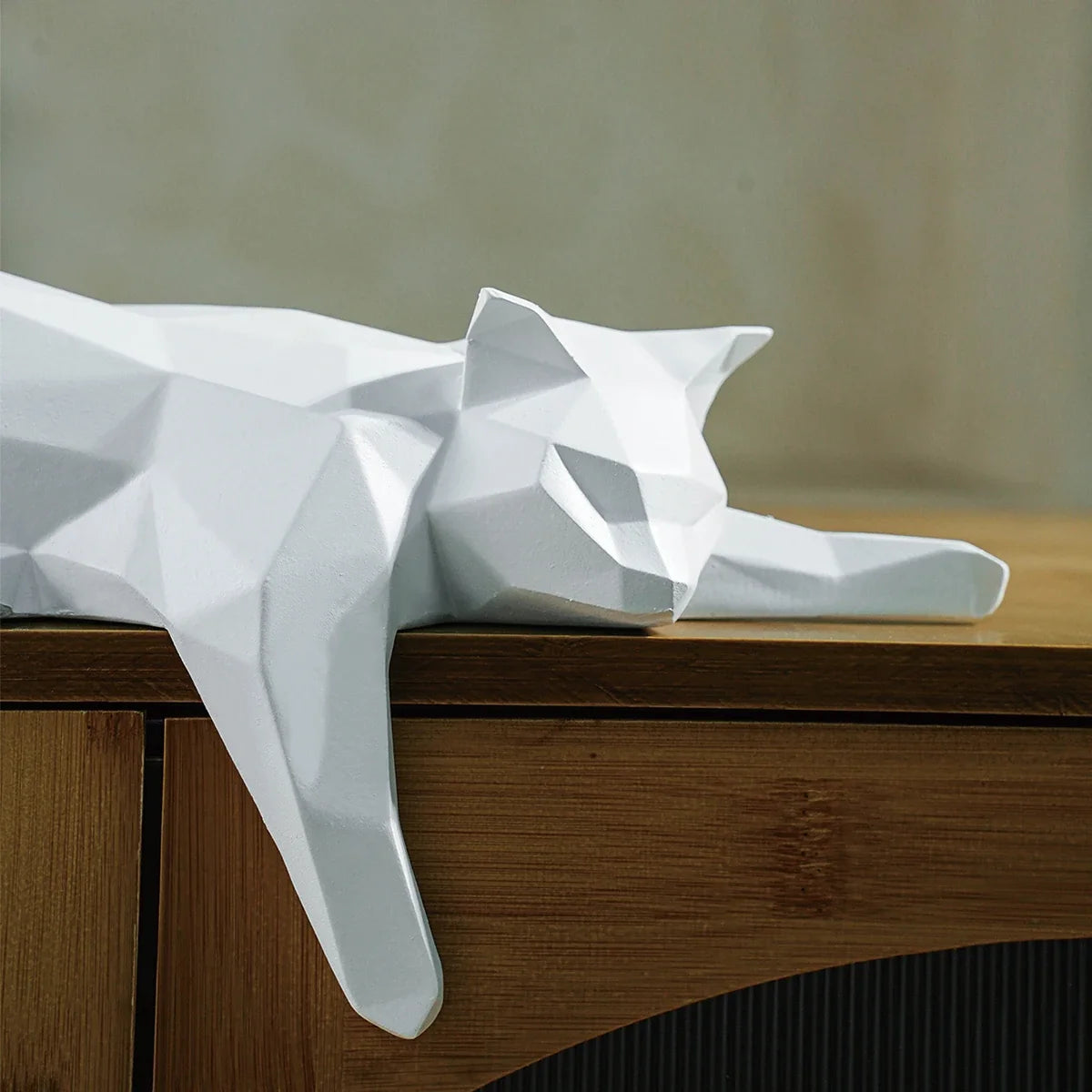 Escultura Gato Geométrico em Resina