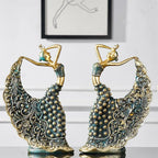 Escultura Bailarina Dança do Pavão em Resina
