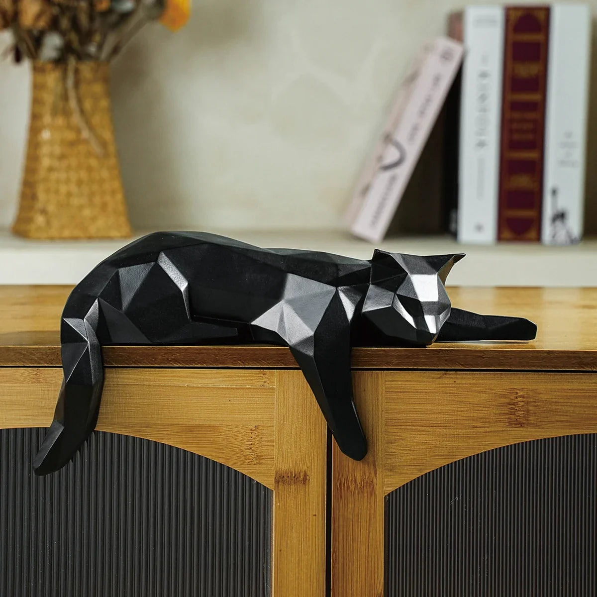 Escultura Gato Geométrico em Resina