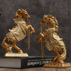 Estátua de Cavalo Majestic Golden