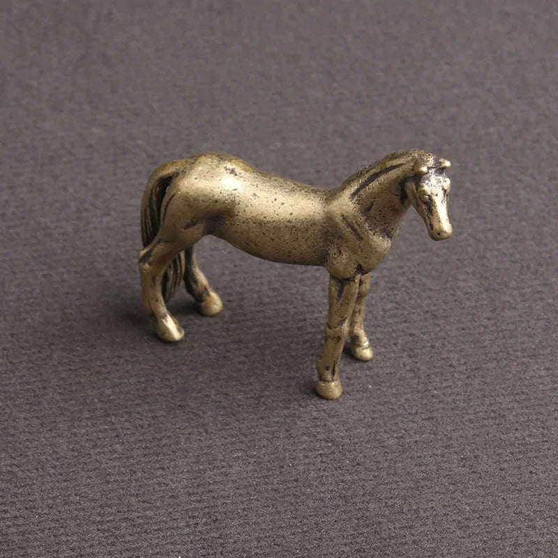 Estátua de Cavalo em Bronze - Elegância Atemporal