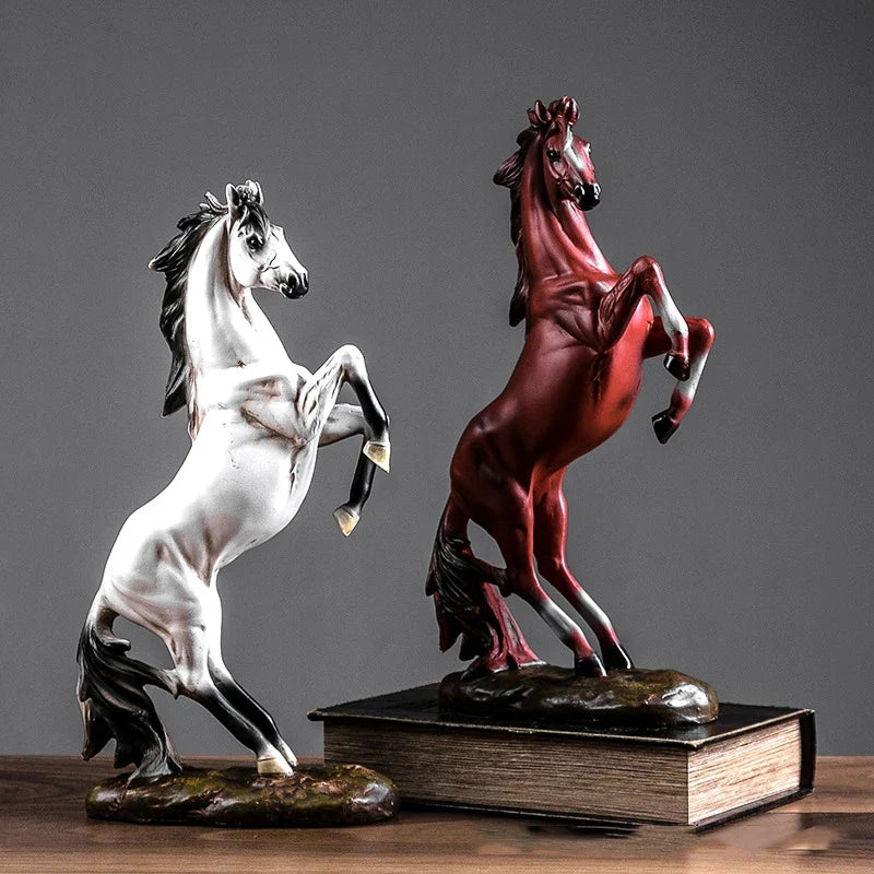 Escultura de Cavalo em Resina