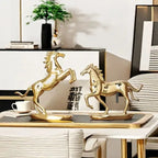Escultura de Cavalo em Resina Eletrogalvanizada