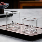 Copo de Vidro Borossilicato com Design 3D de Montanha