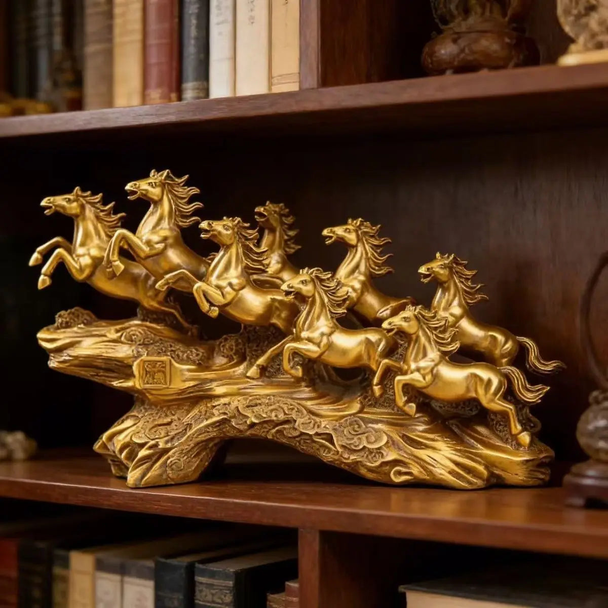 Escultura Oito Cavalos em Resina