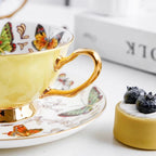 Conjunto de Xícara de Chá em Porcelana de Osso com Design de Borboleta