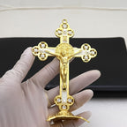 Crucifixo de Cristo em Metal Intricado